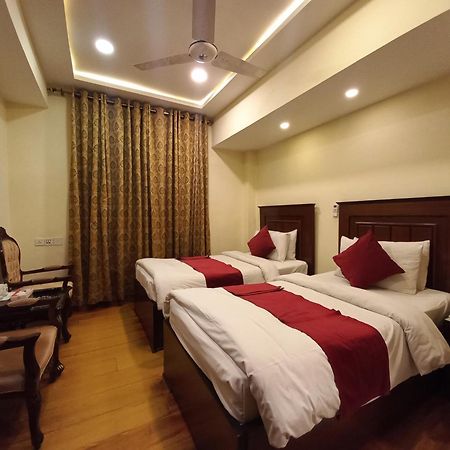 Diplomat Hotel Islamabad Buitenkant foto