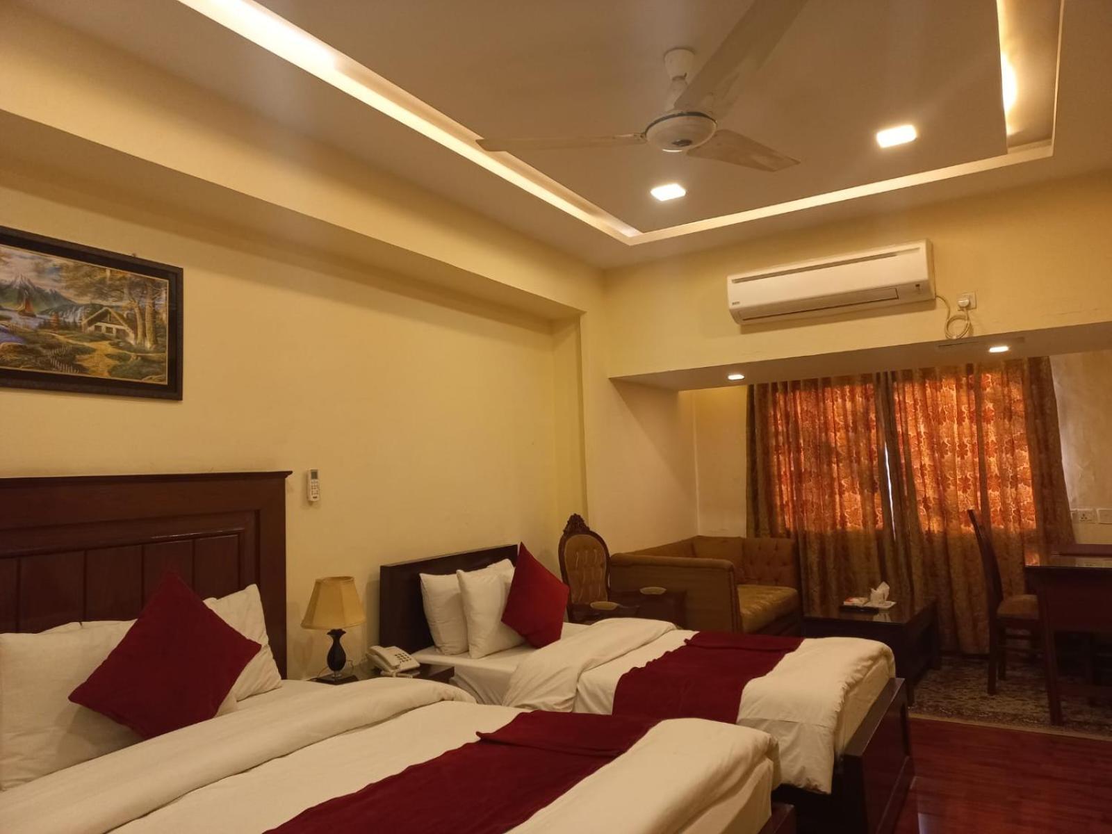 Diplomat Hotel Islamabad Buitenkant foto