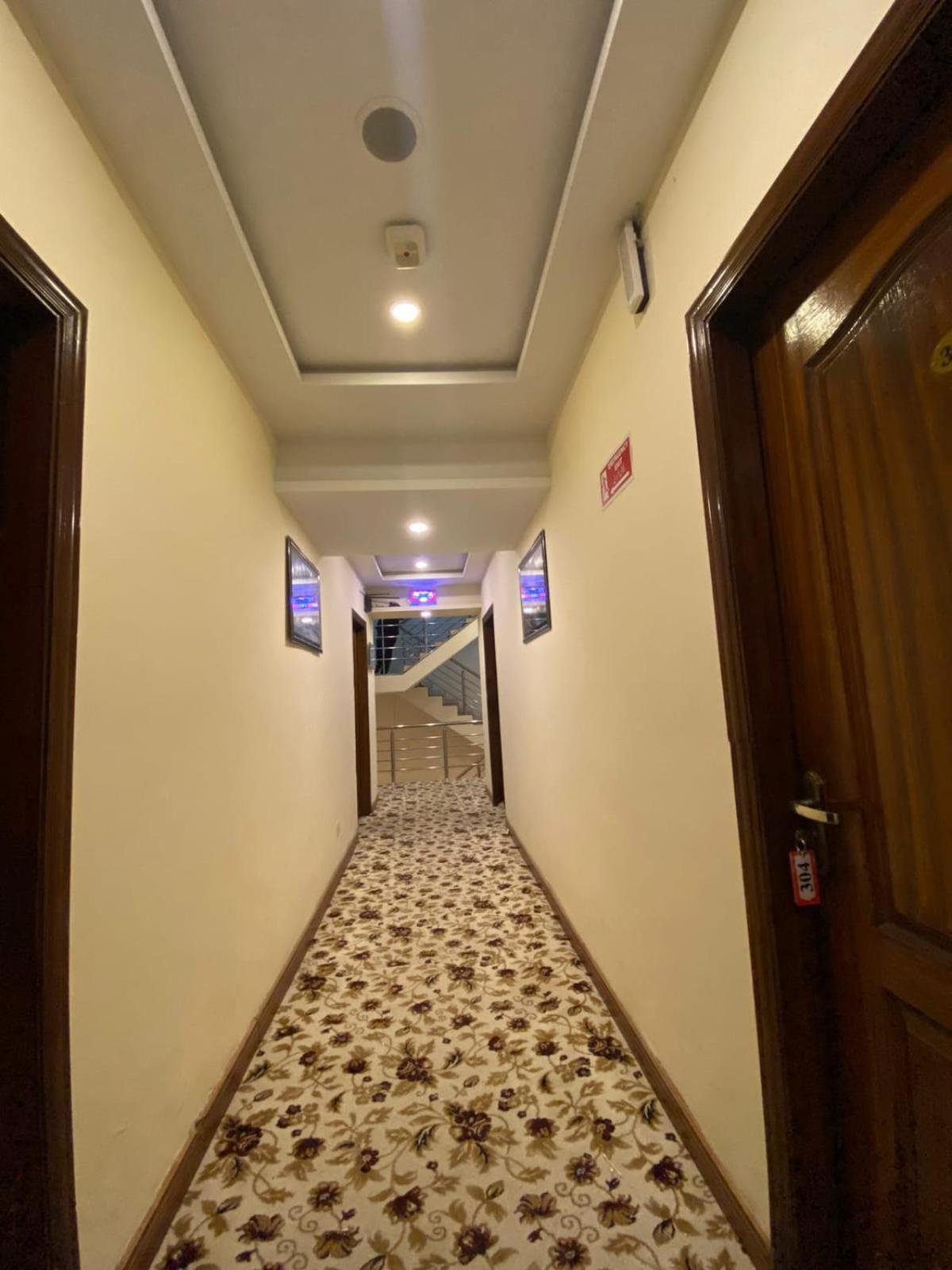 Diplomat Hotel Islamabad Buitenkant foto