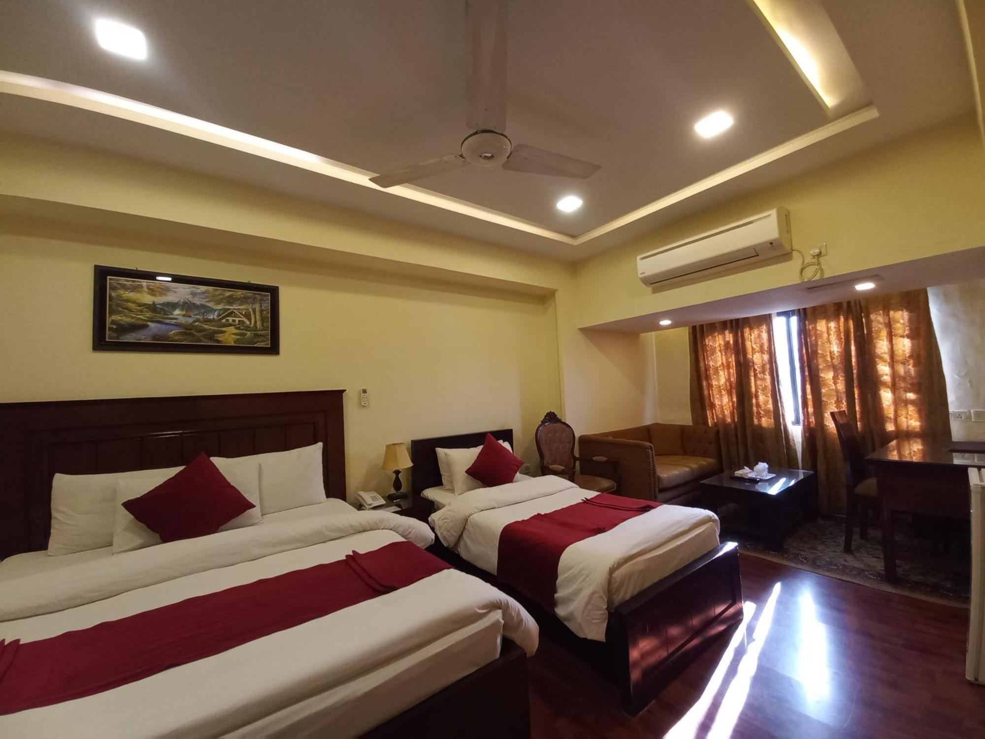 Diplomat Hotel Islamabad Buitenkant foto